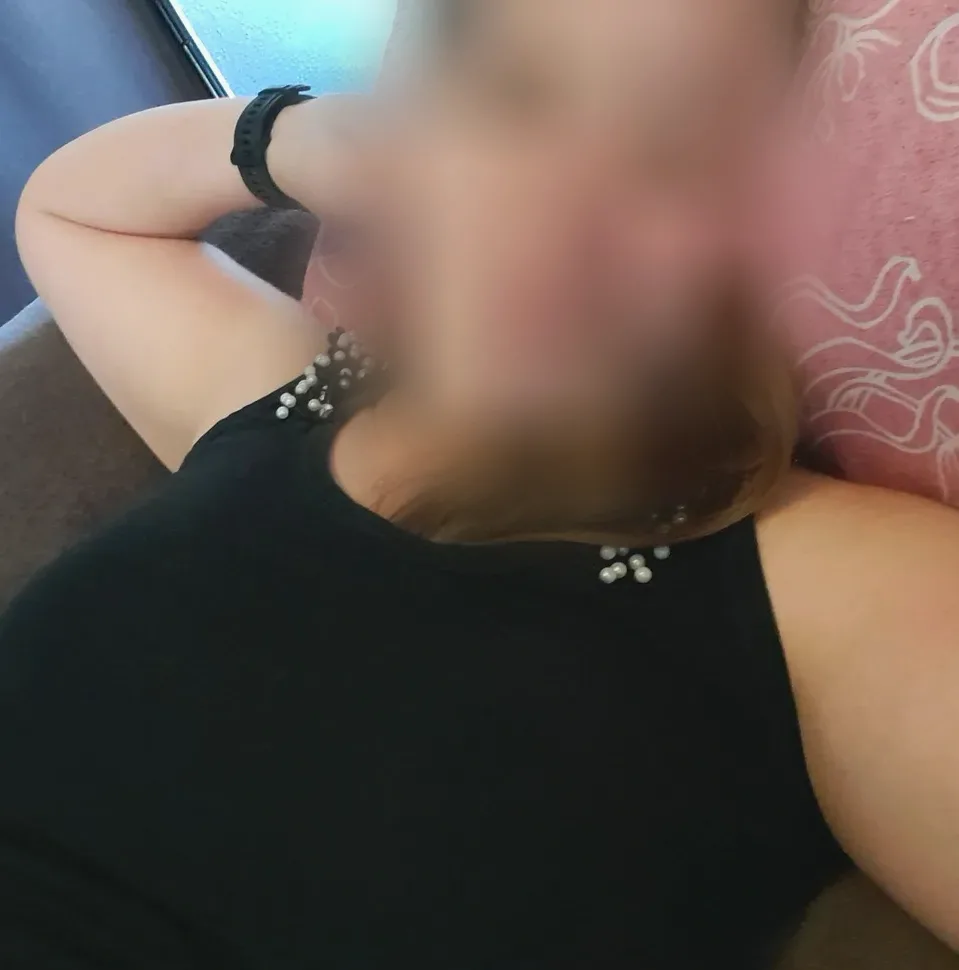 Abril, 37 años
