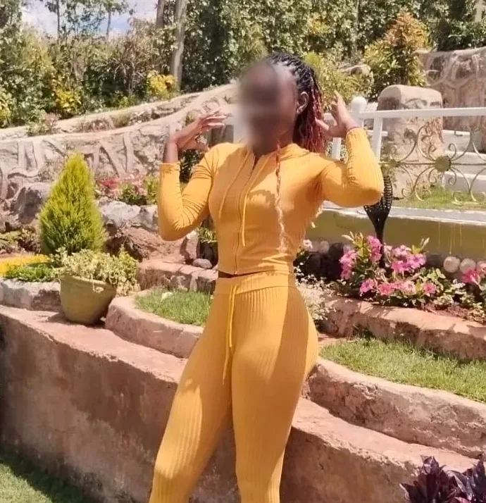 Mar, 26 años